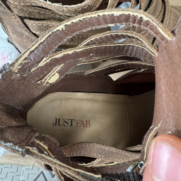 JustFab Women’s Brown Strappy Ankle Booties US 10 Block Heel Zip Back Pre-Owned - Picture 6 of 8